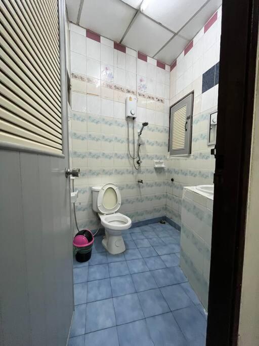 Room101 In Wanna Apartment パッタヤー エクステリア 写真